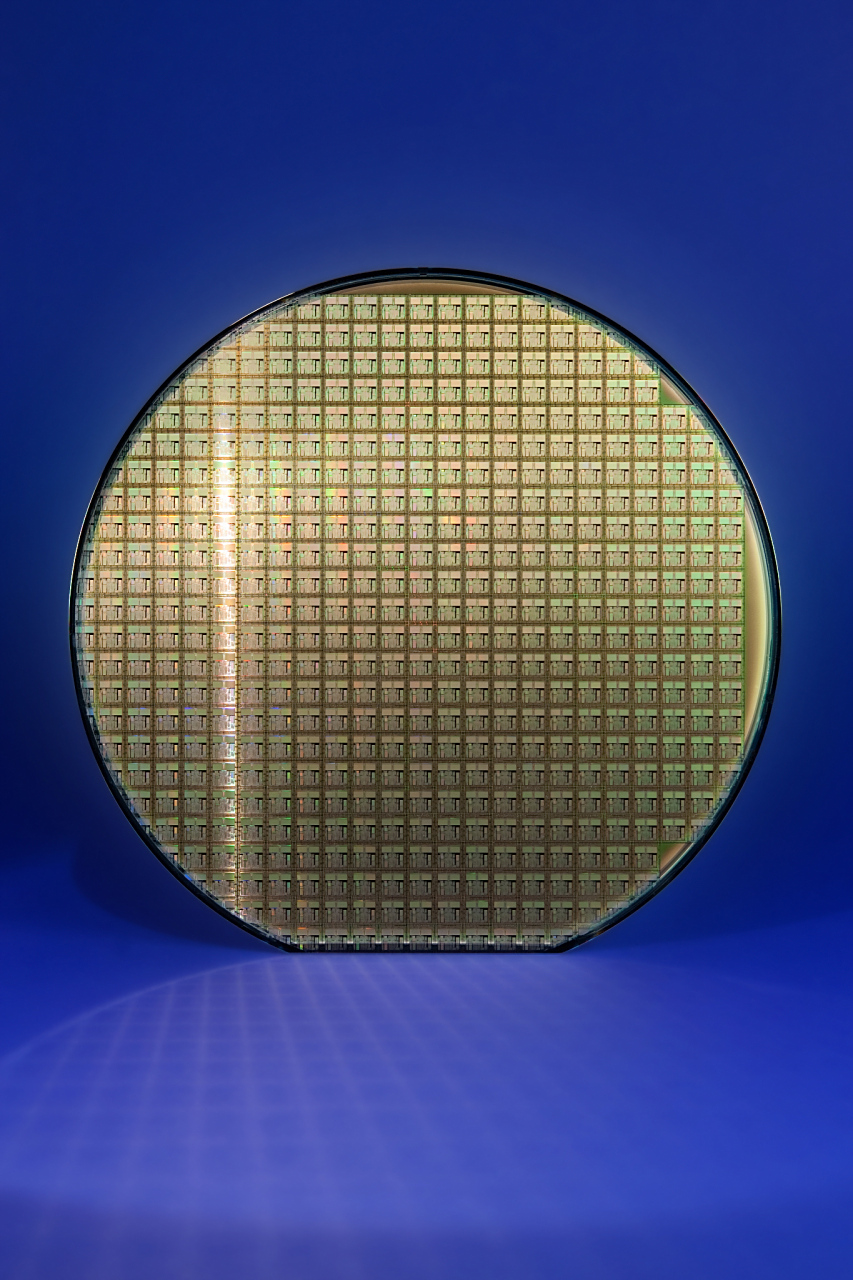 柔性电极 PI薄膜电极如何以柔韧与高导电性引领集成电路革命